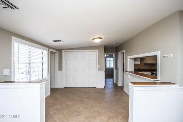 $1,995 | 309 West 9th Street, Mesa, AZ 85201