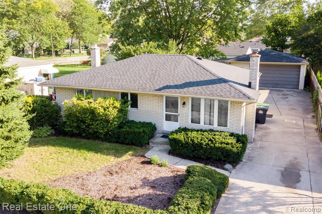 25515 Baker Street Taylor, MI 48180 - Photo 1 of 30