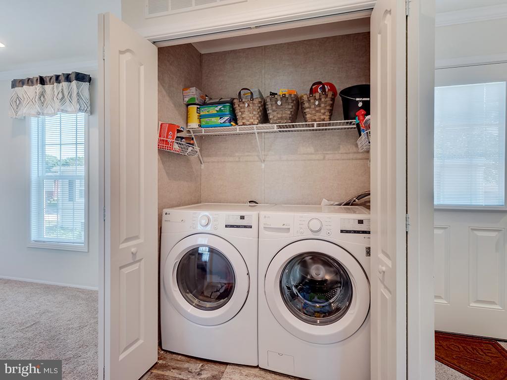 32038 Siham Road Lewes, DE 19958 - Photo 12 of 21 Full size washer and dryer