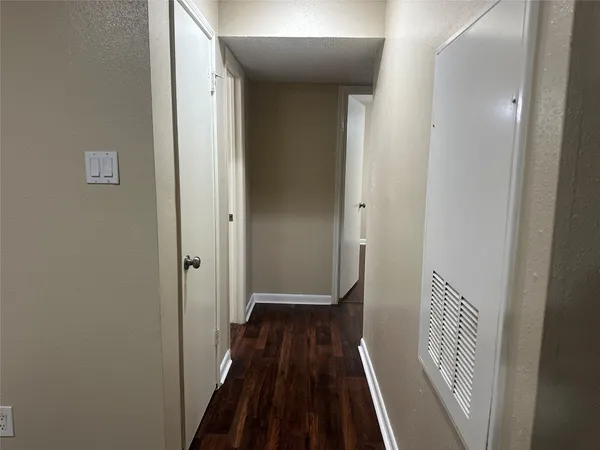 $1,100 | 2750 Holly Hall Street, Unit 703, Houston, TX 77054