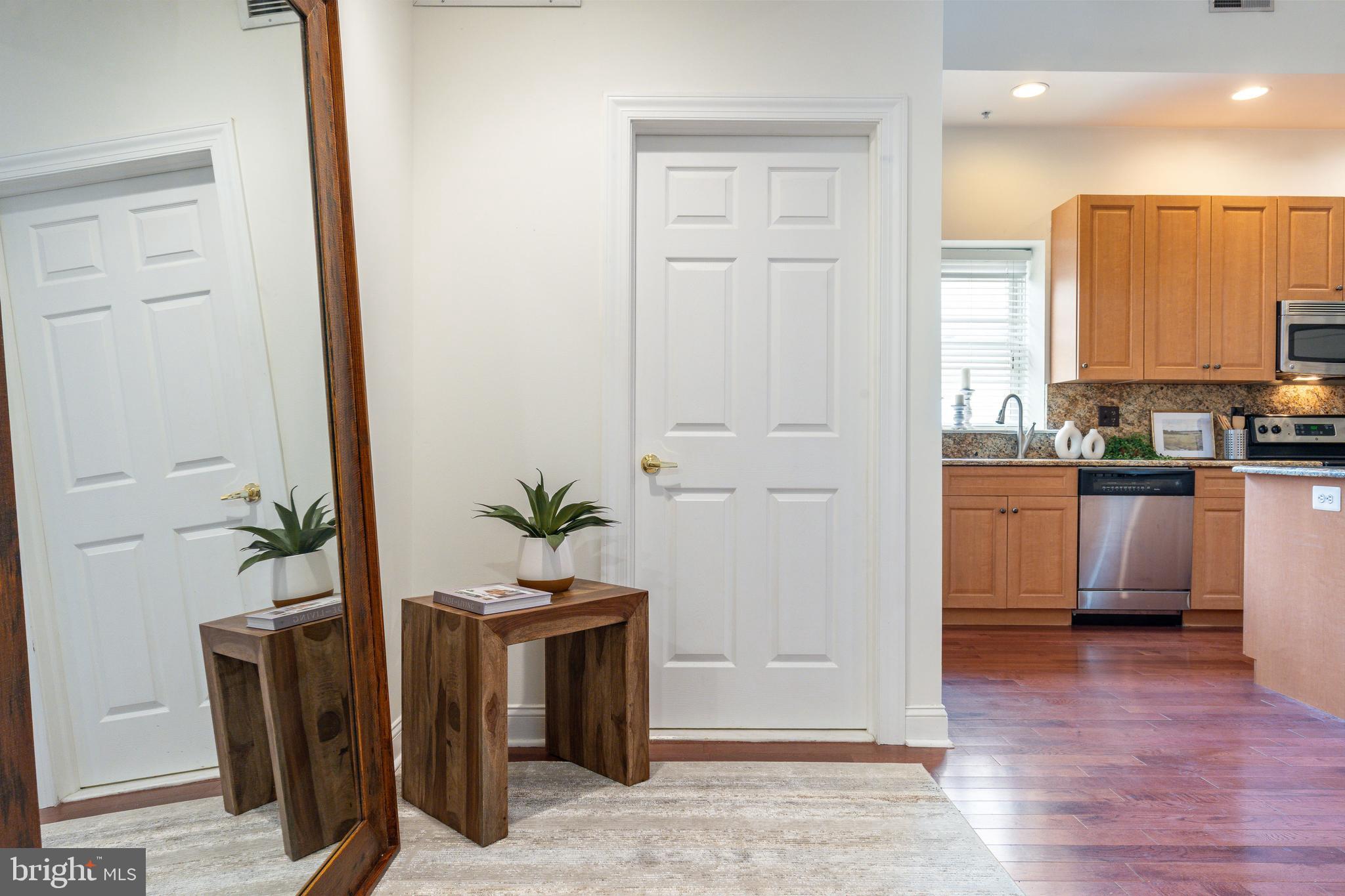 6 Strawberry Street, Unit 16 Philadelphia, PA 19106 - Photo 23 of 29