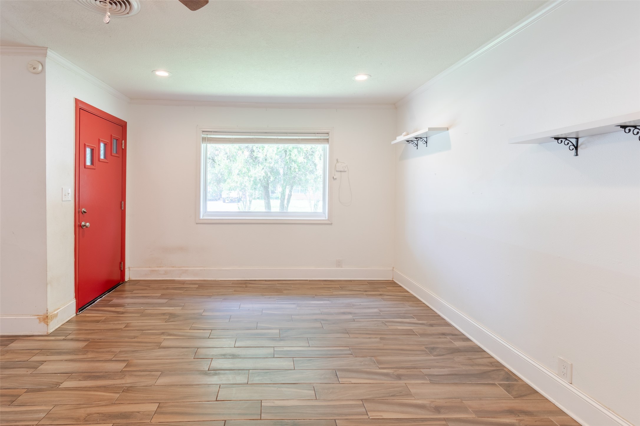6131 Grape Street Houston, TX 77074 - Photo 13 of 41