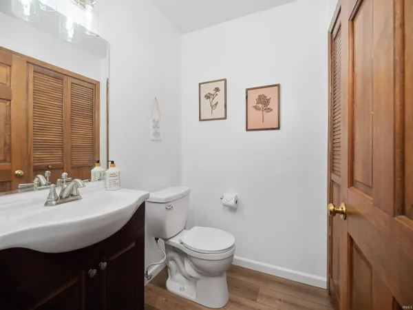 $359,900 | 2623 Westmore Drive, Fort Wayne, IN 46845