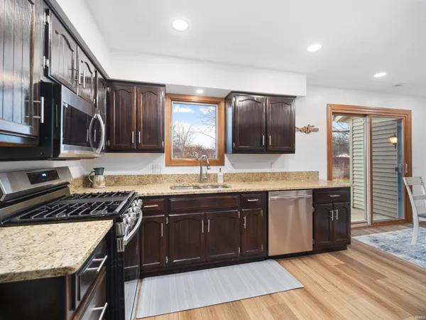 $359,900 | 2623 Westmore Drive, Fort Wayne, IN 46845