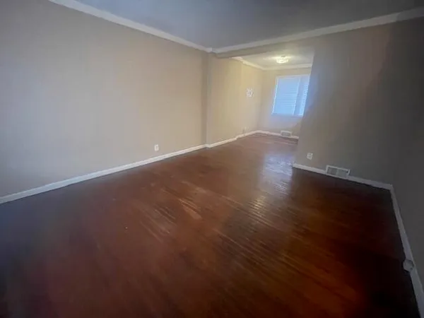 $999 | 3461 Ewald Circle, Detroit, MI 48204