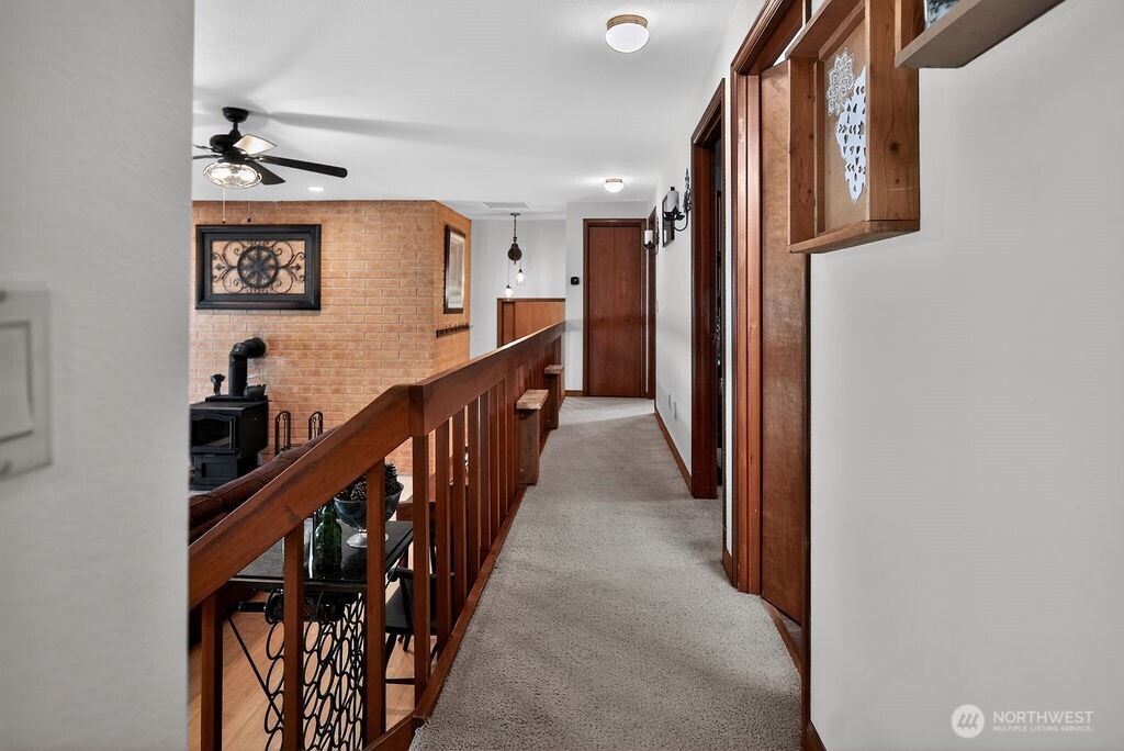 91 Goforth Road West Sequim, WA 98382 - Photo 21 of 40 a view of a hallway with stairs