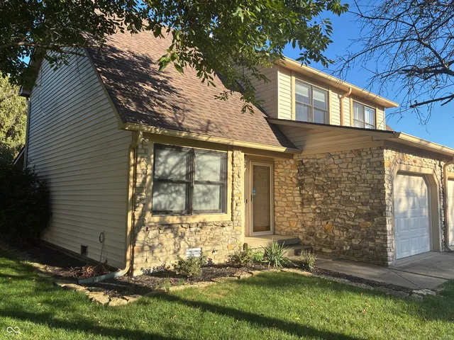 $1,595 | 1131 Anthony Court, Greenwood, IN 46143