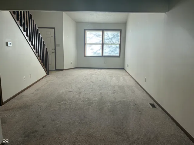 $1,595 | 1131 Anthony Court, Greenwood, IN 46143