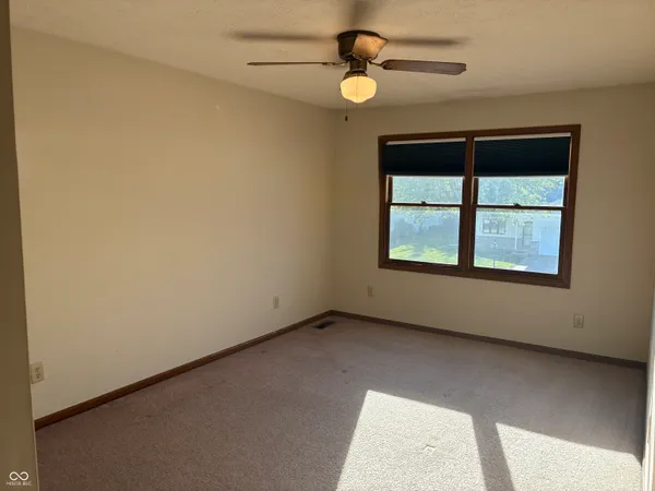 $1,495 | 1131 Anthony Court, Greenwood, IN 46143