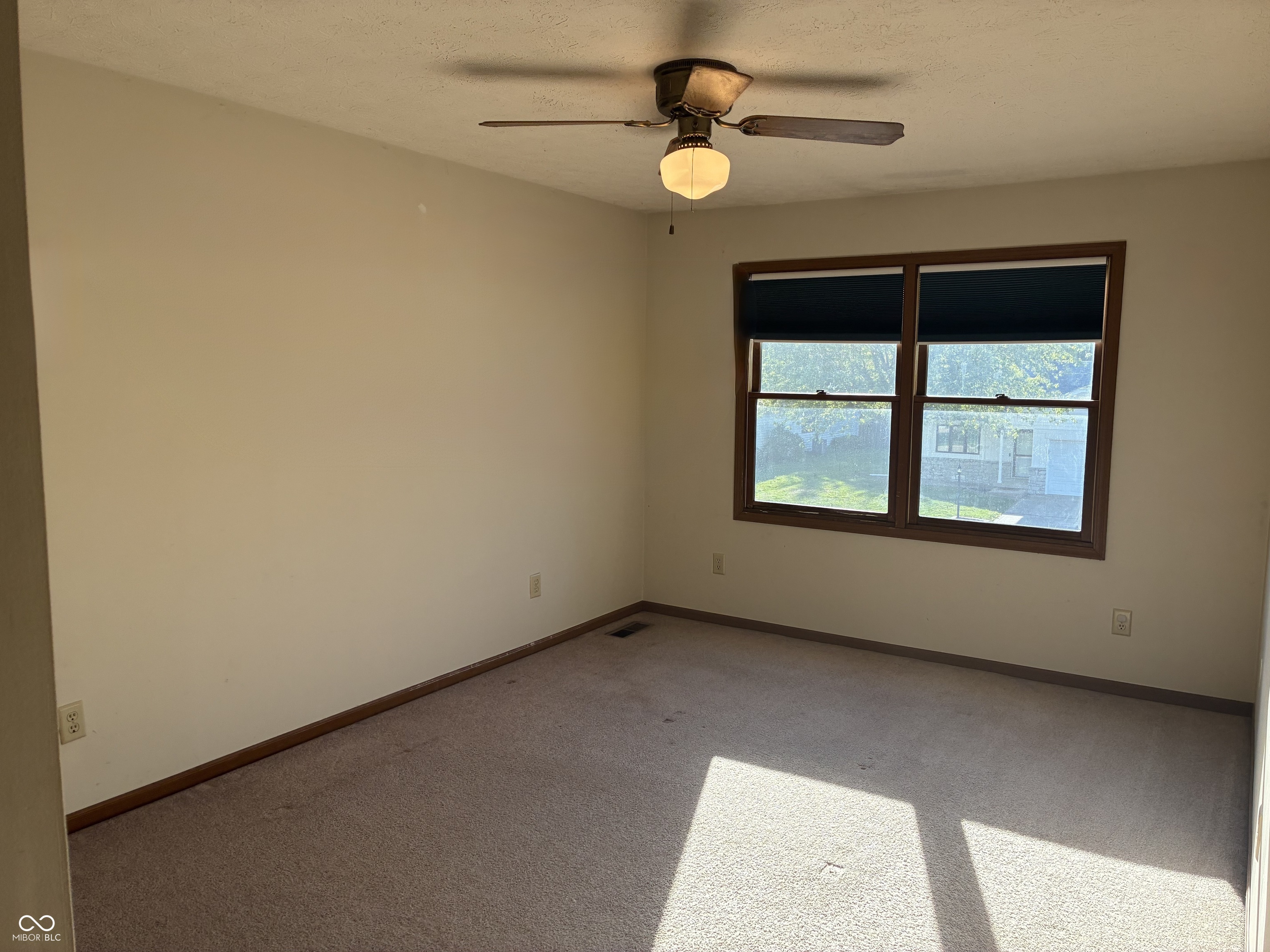 1131 Anthony Court Greenwood, IN 46143 - Photo 8 of 10