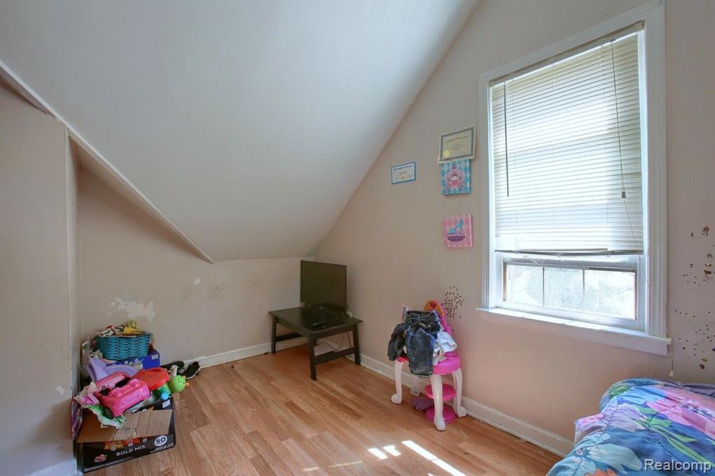 18847 Kelly Road Detroit, MI 48224 - Photo 20 of 24