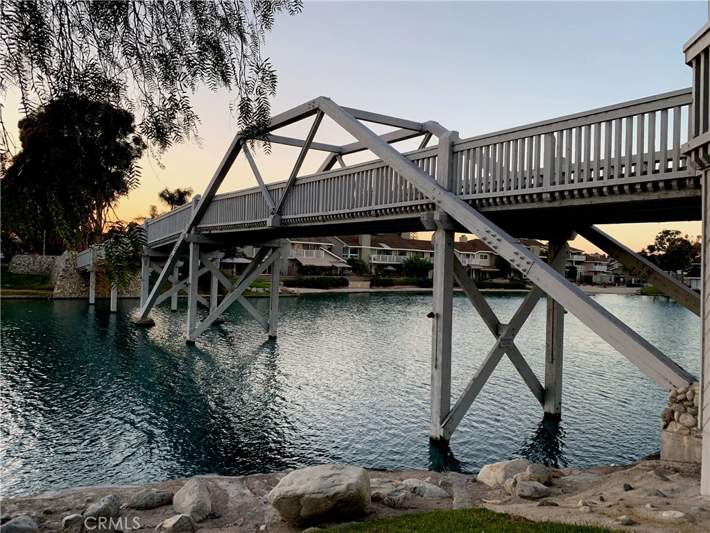 11 Fallingstar Irvine, CA 92614 - Photo 25 of 29