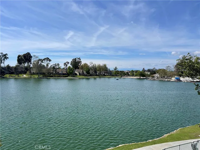 $645,000 | 11 Fallingstar, Irvine, CA 92614