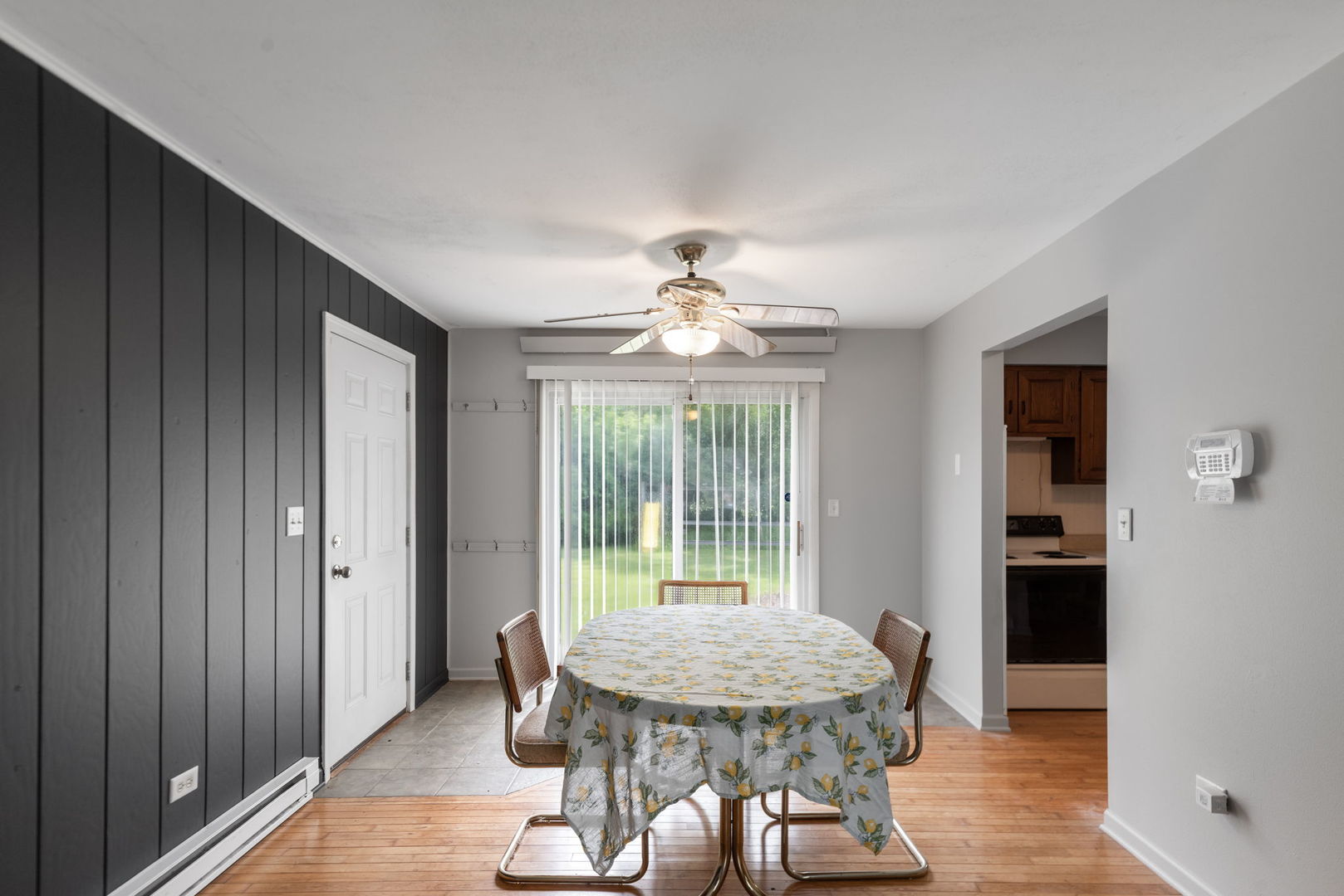13981 West Stiehr Road Wadsworth, IL 60083 - Photo 5 of 21