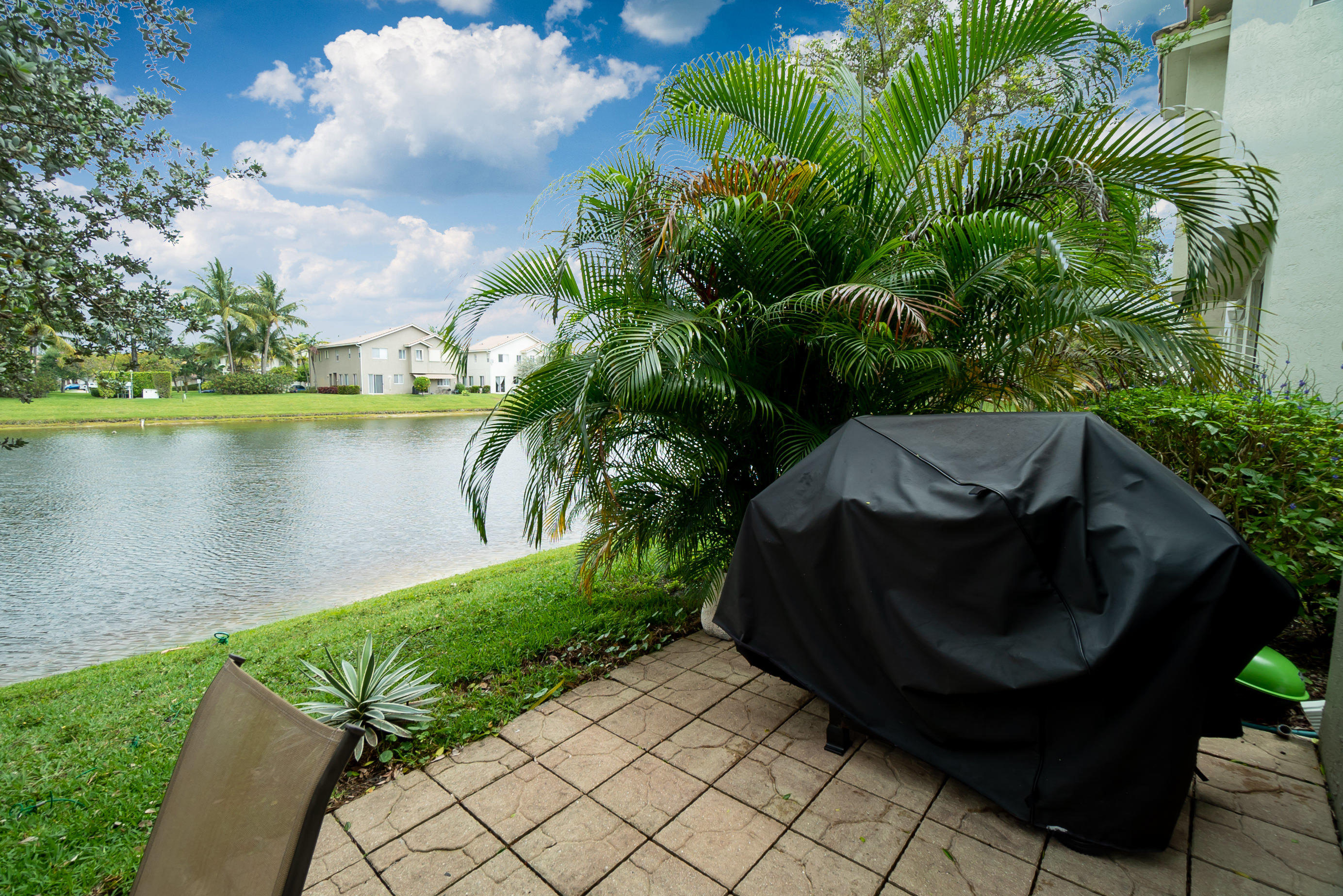 3164 Laurel Ridge Circle Riviera Beach, FL 33404 - Photo 17 of 19 Patio 2