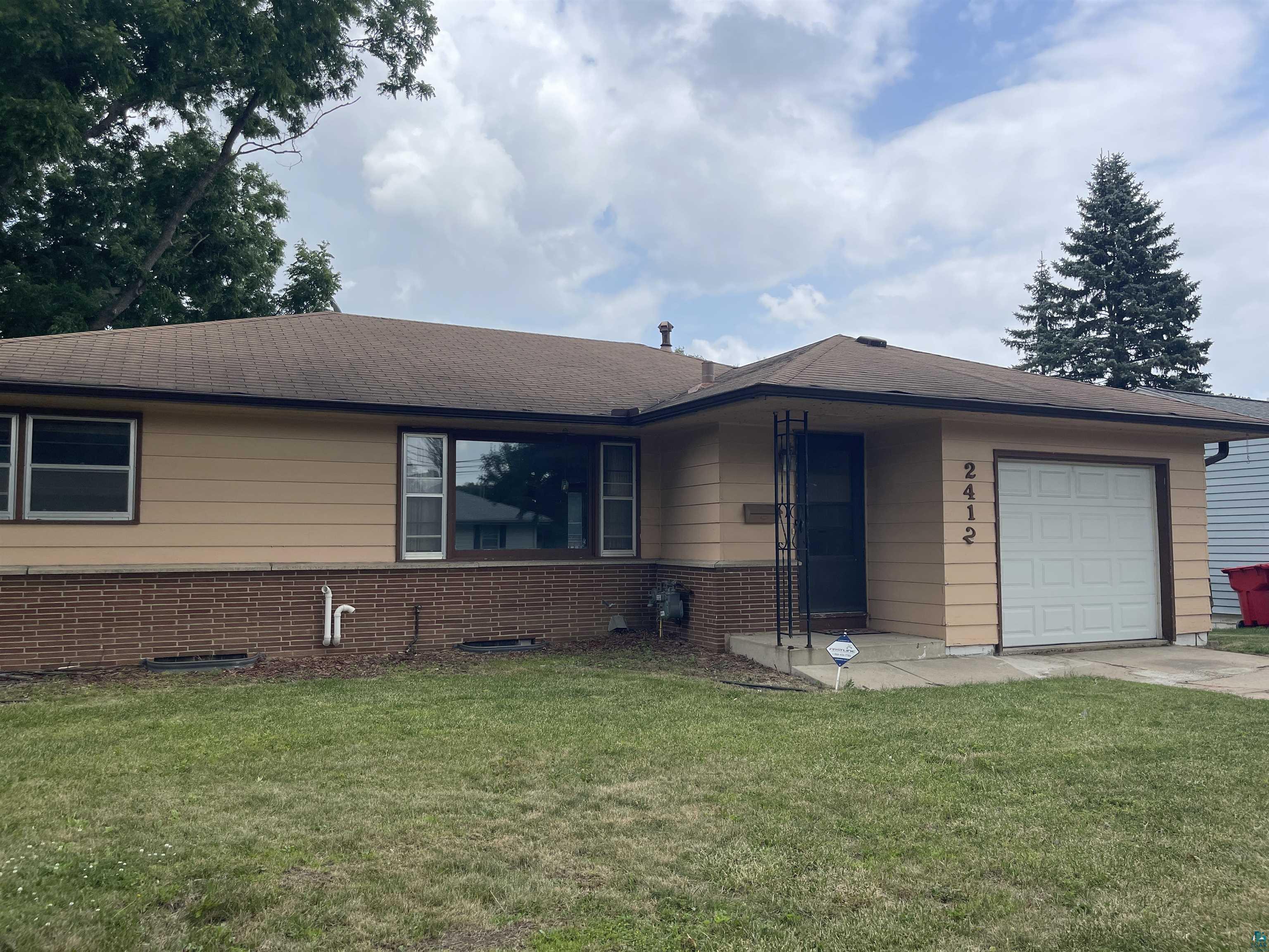 2412 18th Avenue Northwest Rochester, MN 55901 - Photo 1 of 31