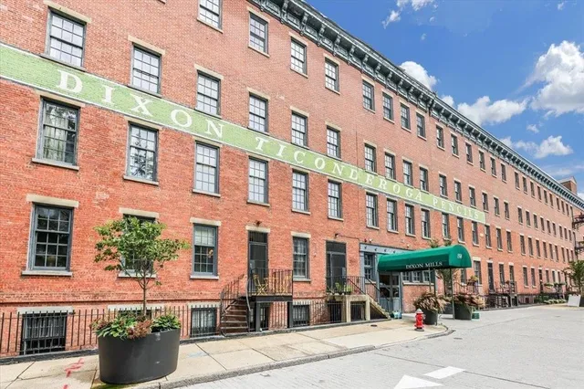 $698,000 | 158 Wayne Street, Unit 423A, Jersey City, NJ 07302