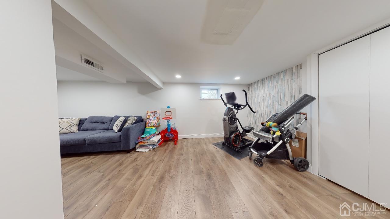 11 Cherry Hill Road Milltown, NJ 08850 - Photo 11 of 37