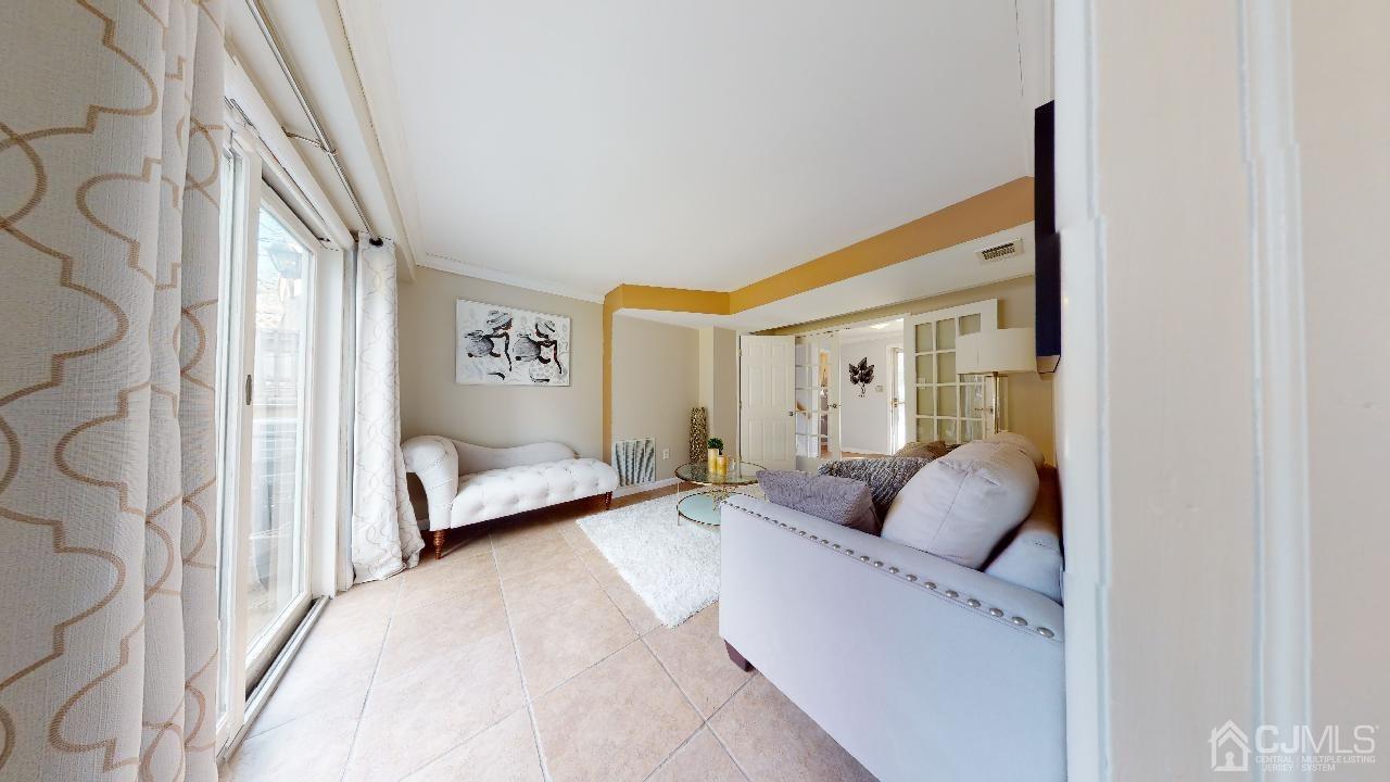 11 Cherry Hill Road Milltown, NJ 08850 - Photo 4 of 37