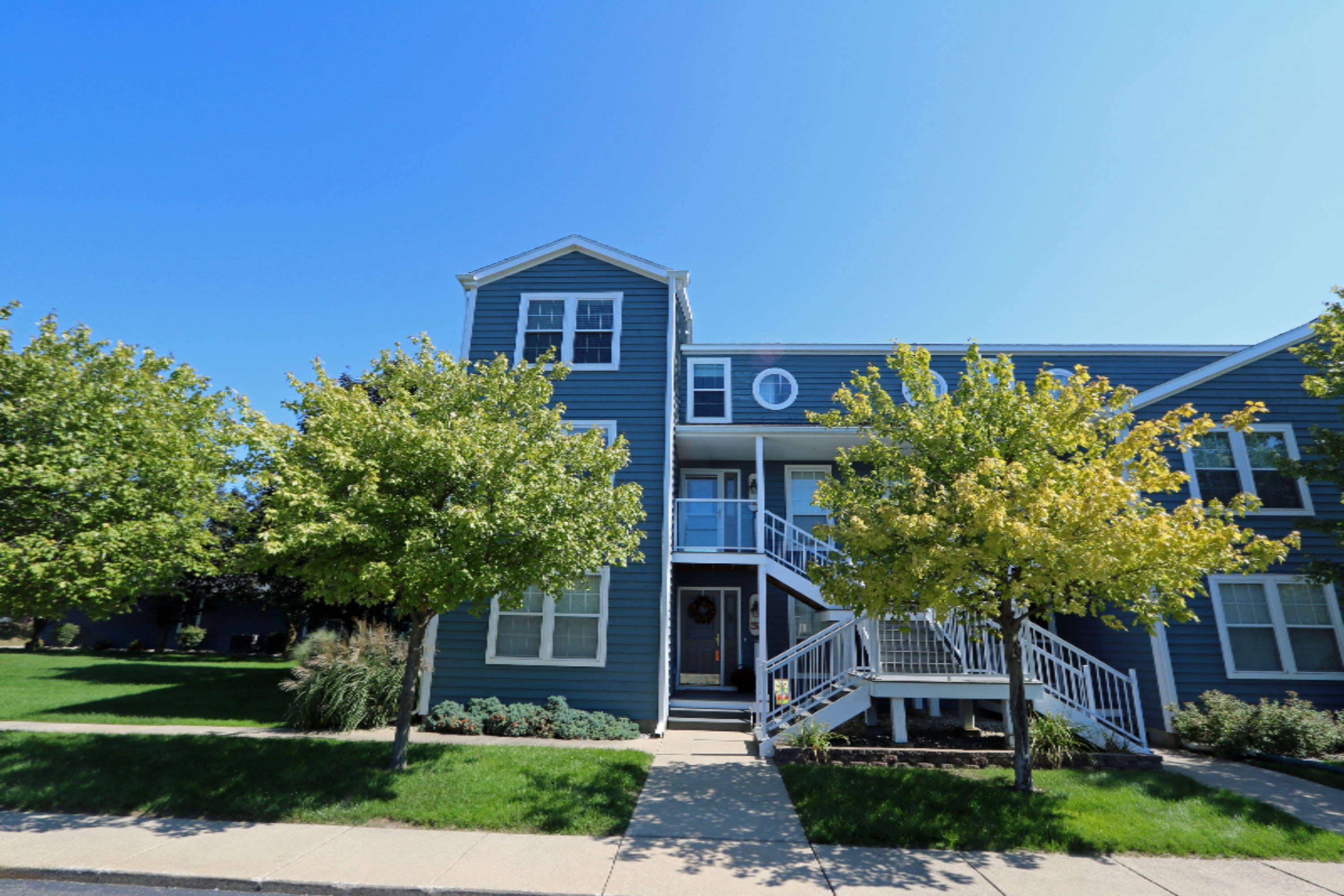 2327 South Pointe Way St. Joseph, MI 49085 - Photo 1 of 21 2327-South-Pte-Way---Front