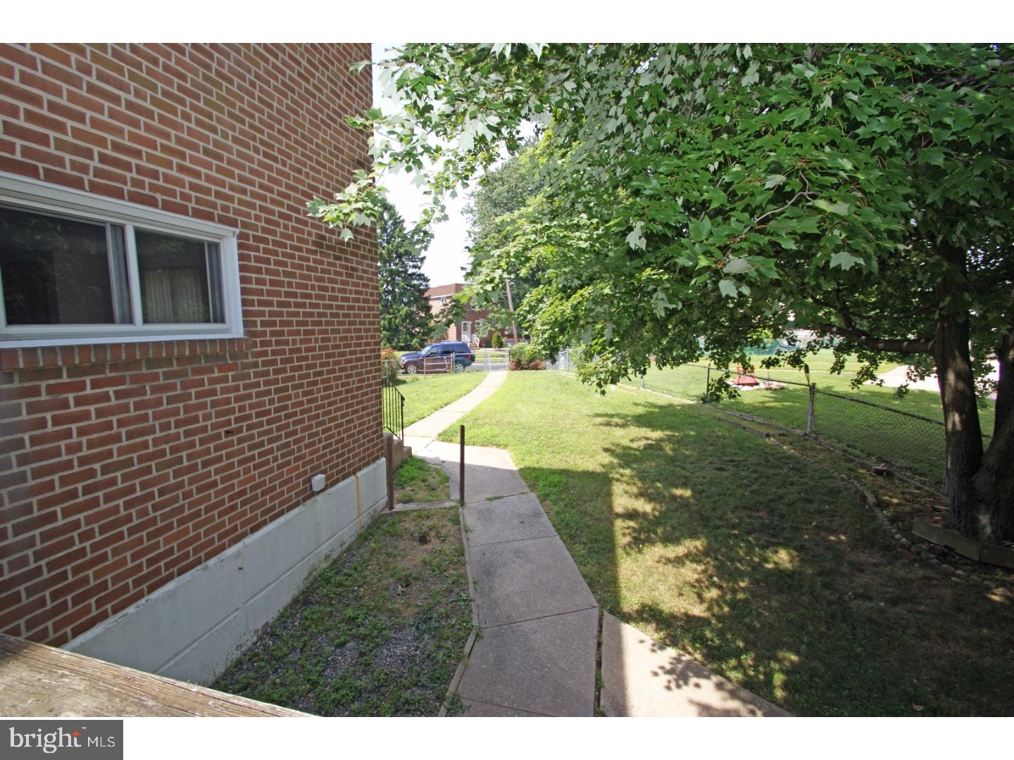 2078 Heather Road Folcroft, PA 19032 - Photo 12 of 25 Exterior Side