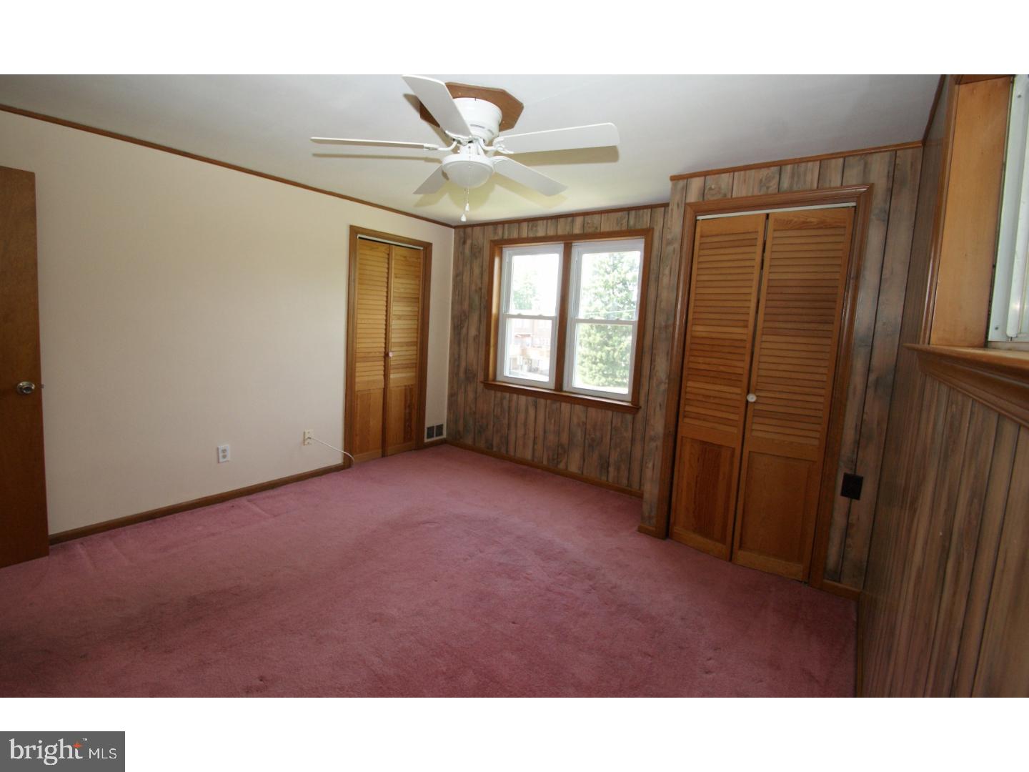 2078 Heather Road Folcroft, PA 19032 - Photo 13 of 25 Bedroom - Main