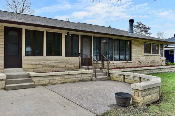 $319,000 | 1308 Parkview Avenue, Winona, MN 55987