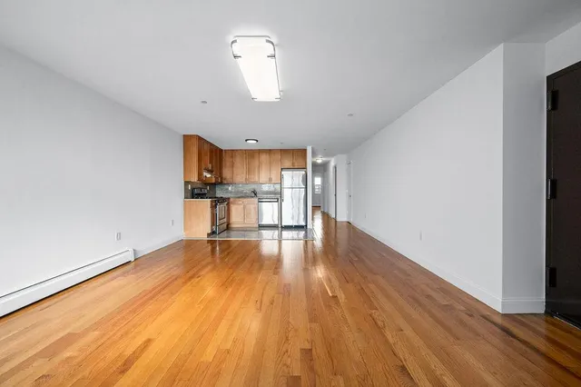 $2,730,000 | 160-01 Sanford Avenue | Murray Hill - Flushing