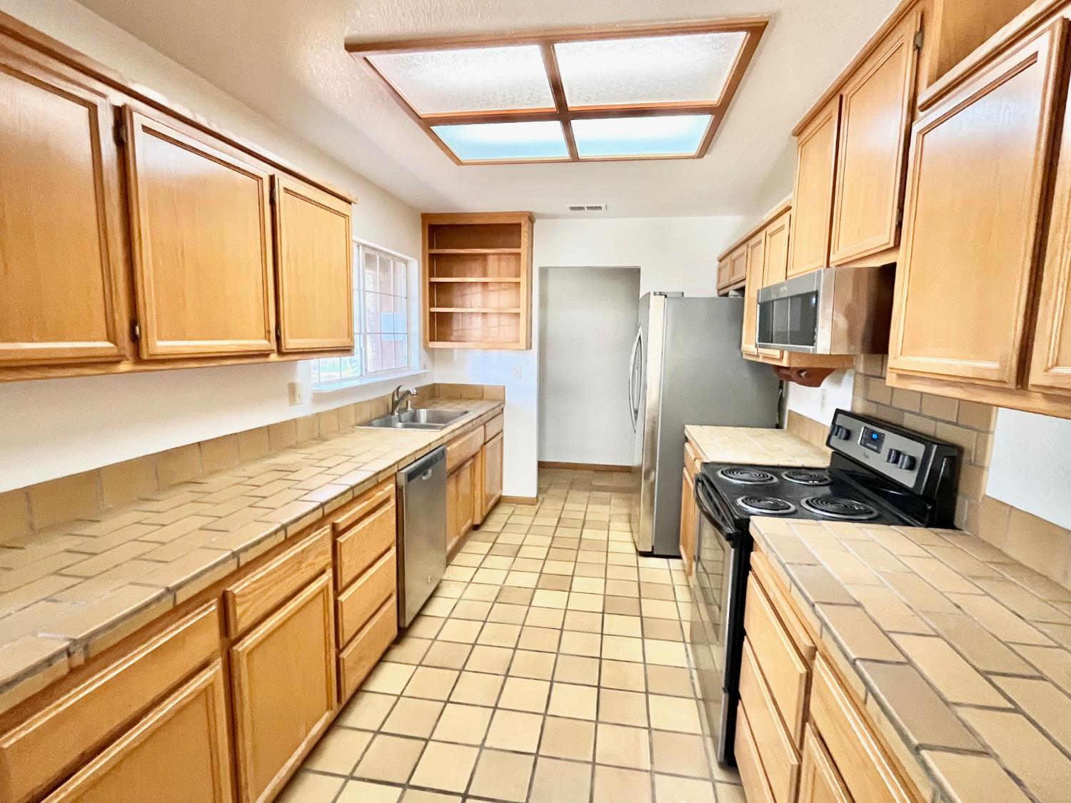 11909 Giusti Road Herald, CA 95638 - Photo 8 of 42