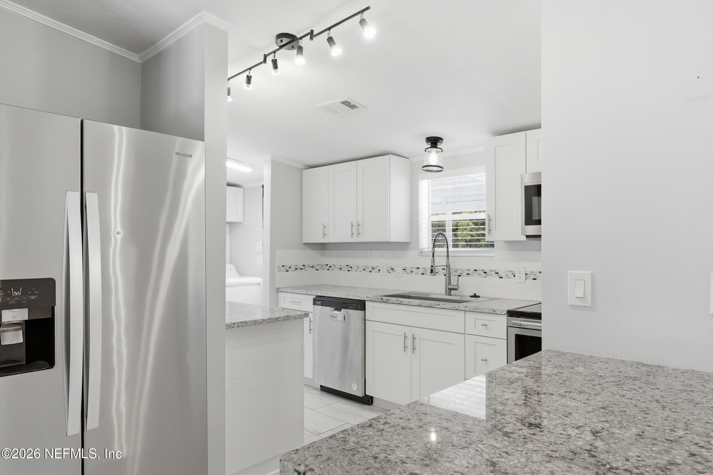 574 Hall Road Green Cove Springs, FL 32043 - Photo 24 of 60 Kitchen