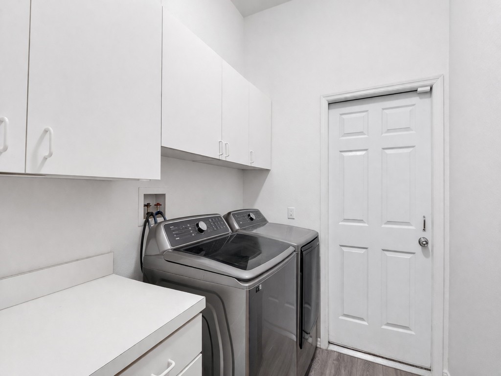10615 Highway 1 Sebastian, FL 32958 - Photo 23 of 33 a utility room with dryer and washer
