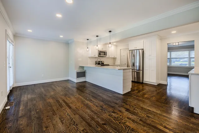 $799,000 | 60 Lillian Drive, Trumbull, CT 06611