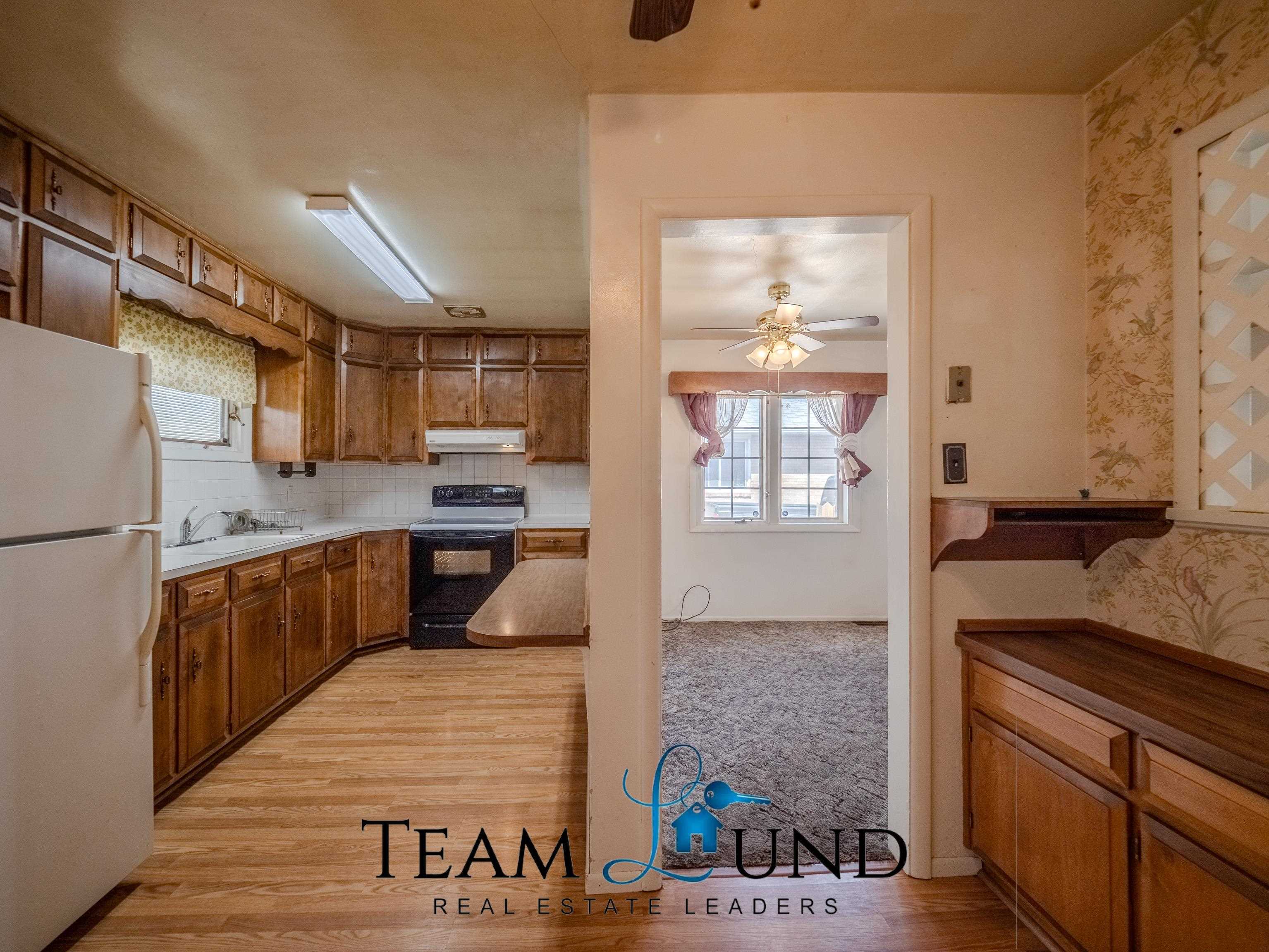 1054 Country Club Road Casper, WY 82609 - Photo 11 of 48