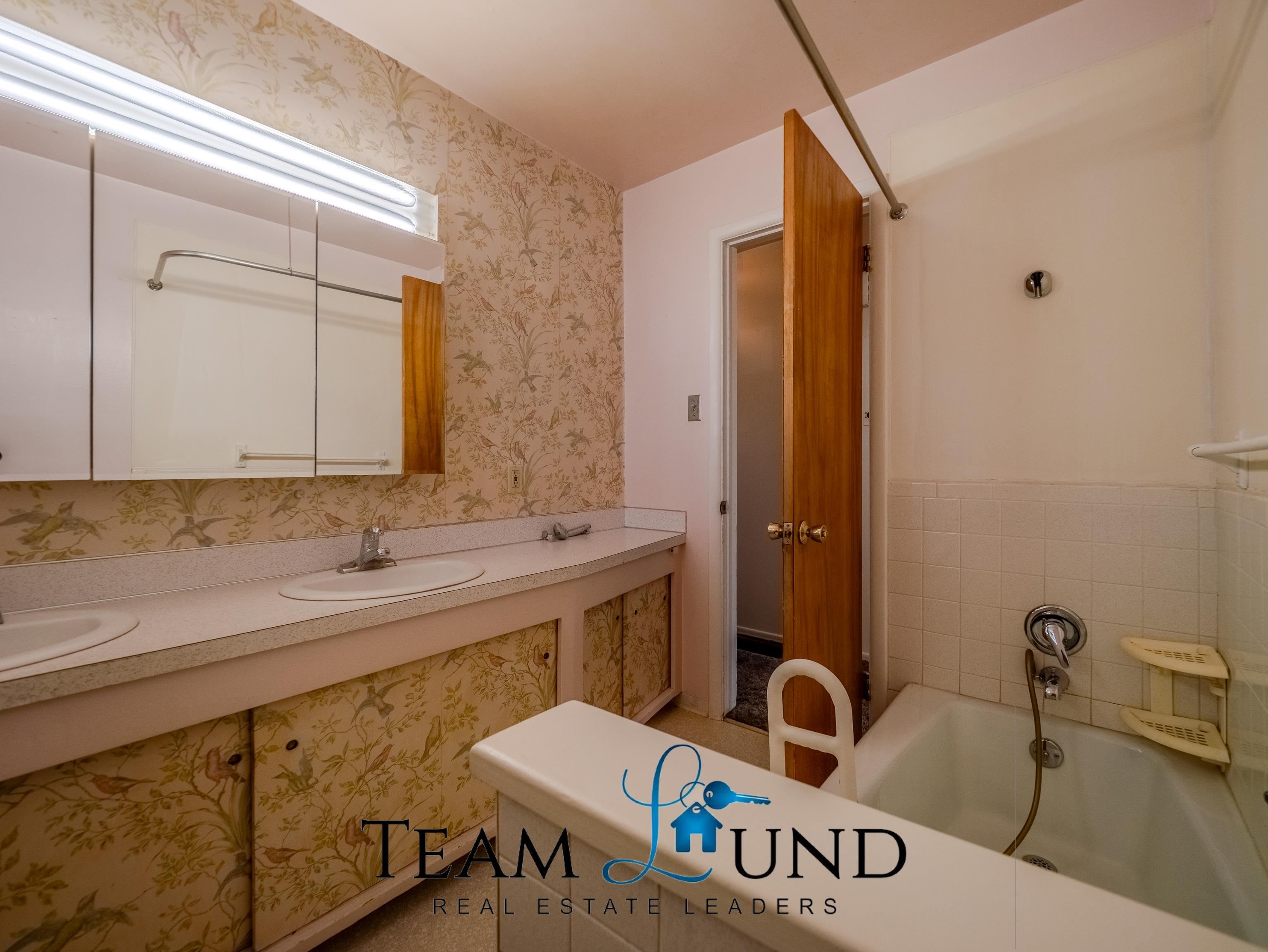 1054 Country Club Road Casper, WY 82609 - Photo 18 of 48