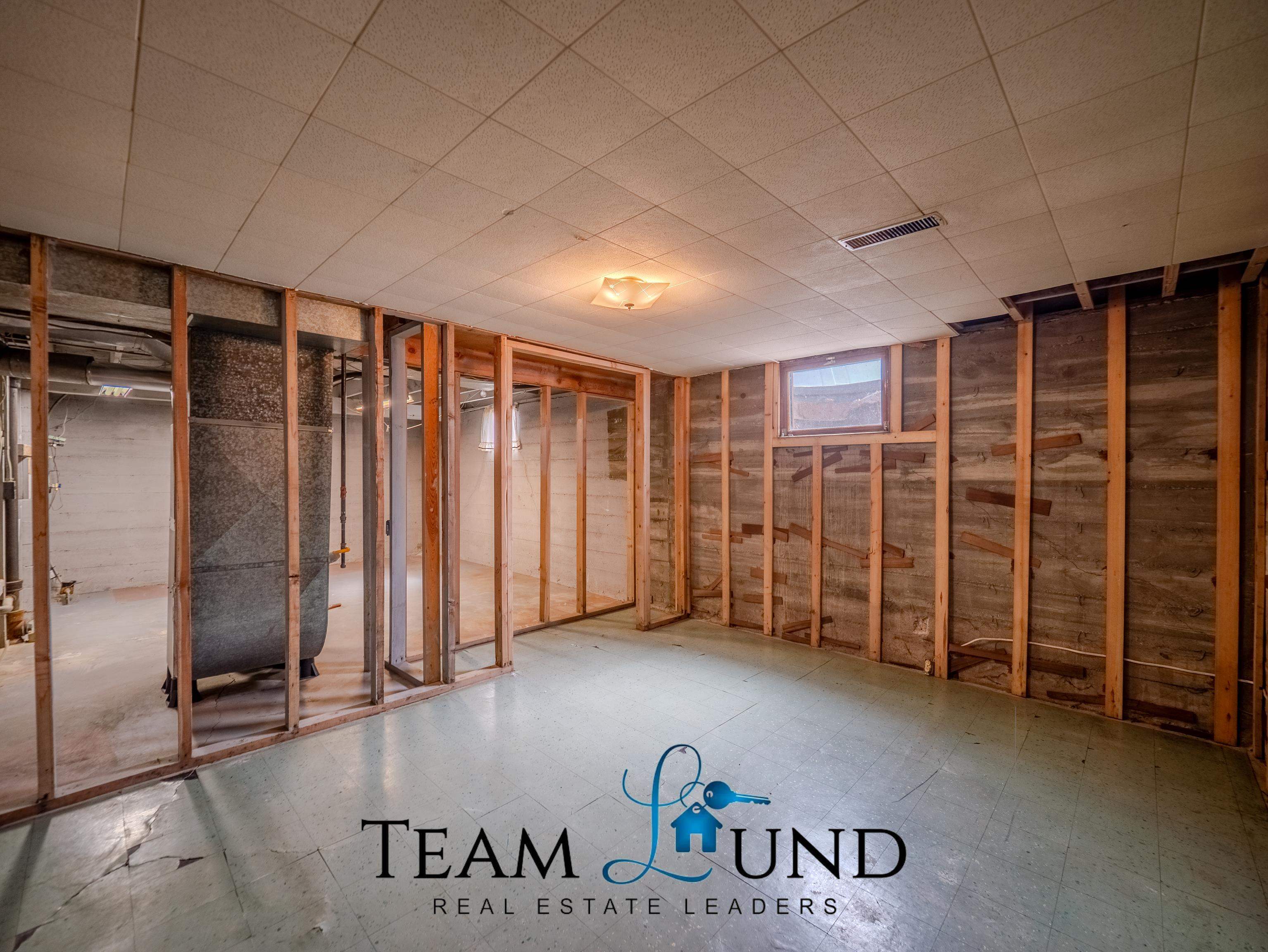 1054 Country Club Road Casper, WY 82609 - Photo 33 of 48