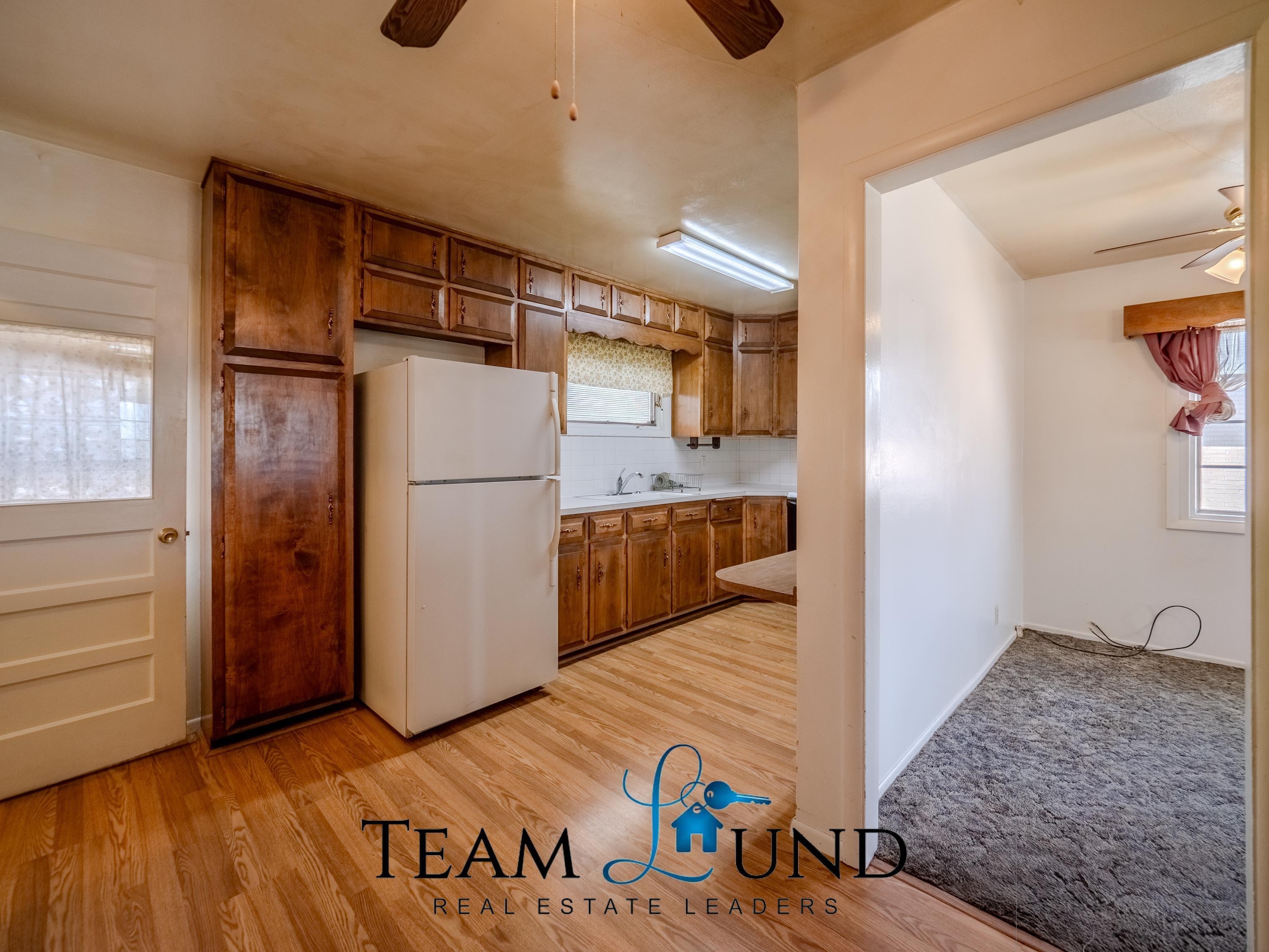 1054 Country Club Road Casper, WY 82609 - Photo 10 of 48