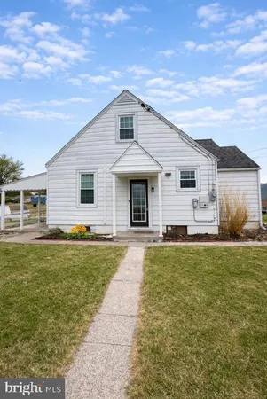 $205,000 | 121 Queen Street, Reedsville, PA 17084