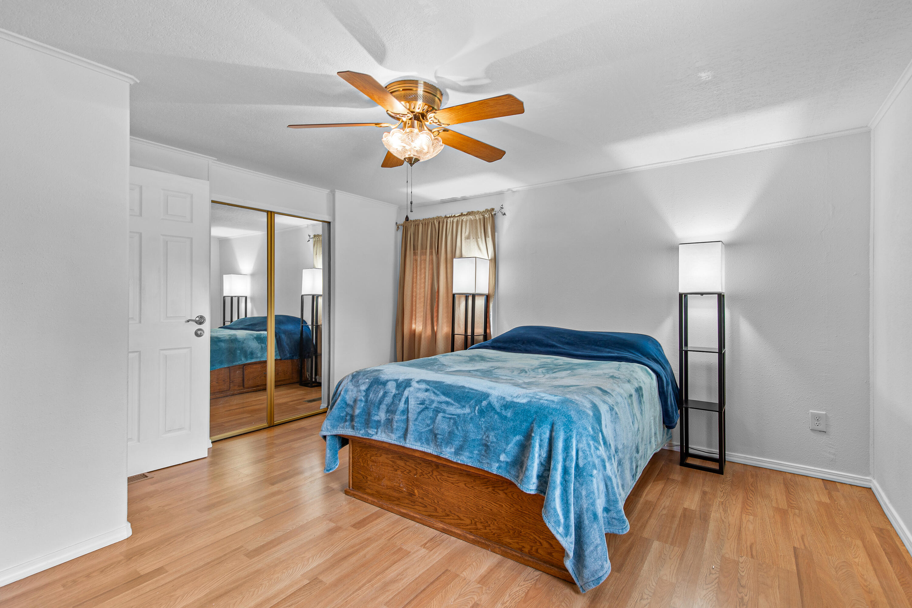 349 Capri Drive Eagle Point, OR 97524 - Photo 31 of 54 9R9A7517