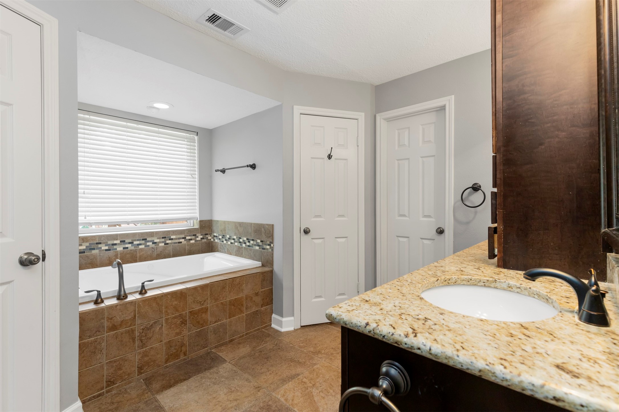 16210 Chipstead Drive Spring, TX 77379 - Photo 21 of 34