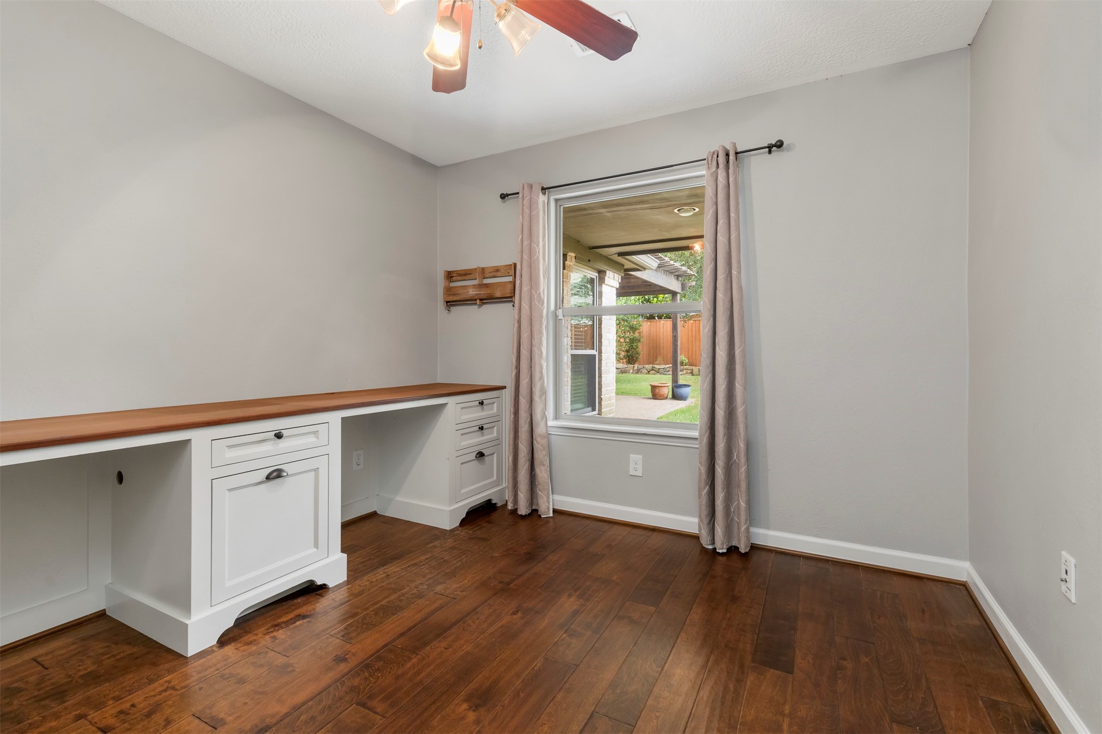 16210 Chipstead Drive Spring, TX 77379 - Photo 22 of 34 Office