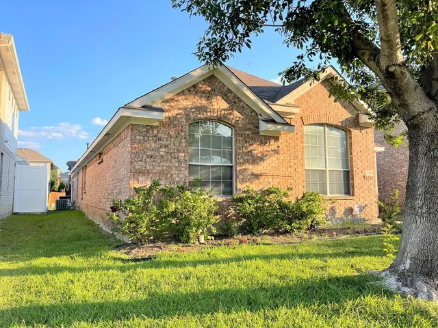 $2,245 | 5405 Mohawk Court, The Colony, TX 75056
