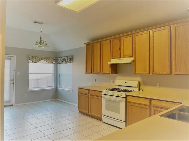 $2,245 | 5405 Mohawk Court, The Colony, TX 75056