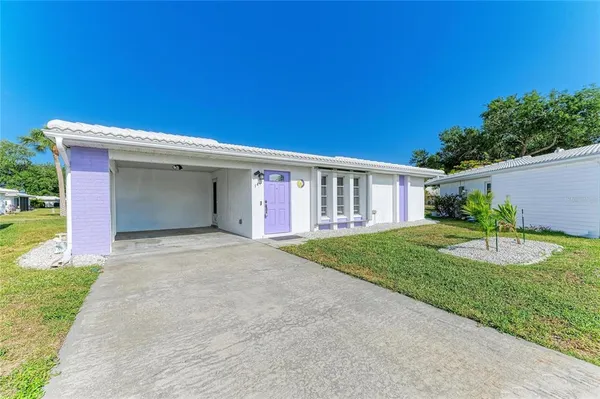 $225,000 | 140 Circlewood Drive, Unit C14, Venice, FL 34293