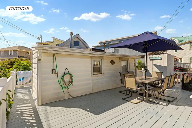 $599,000 | 993 Bayside | Breezy Point