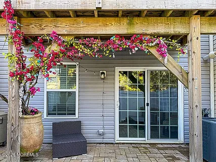 $620,000 | 104 High Pointe Lane, Neptune Township, NJ 07753