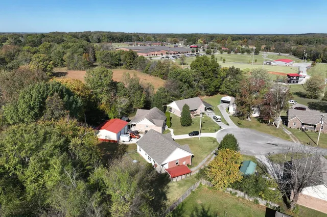 $294,000 | 103 Jollie Lane, Westmoreland, TN 37186