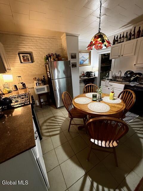 455 Hamilton Street Albany, NY 12203 - Photo 2 of 13 IMG_1784