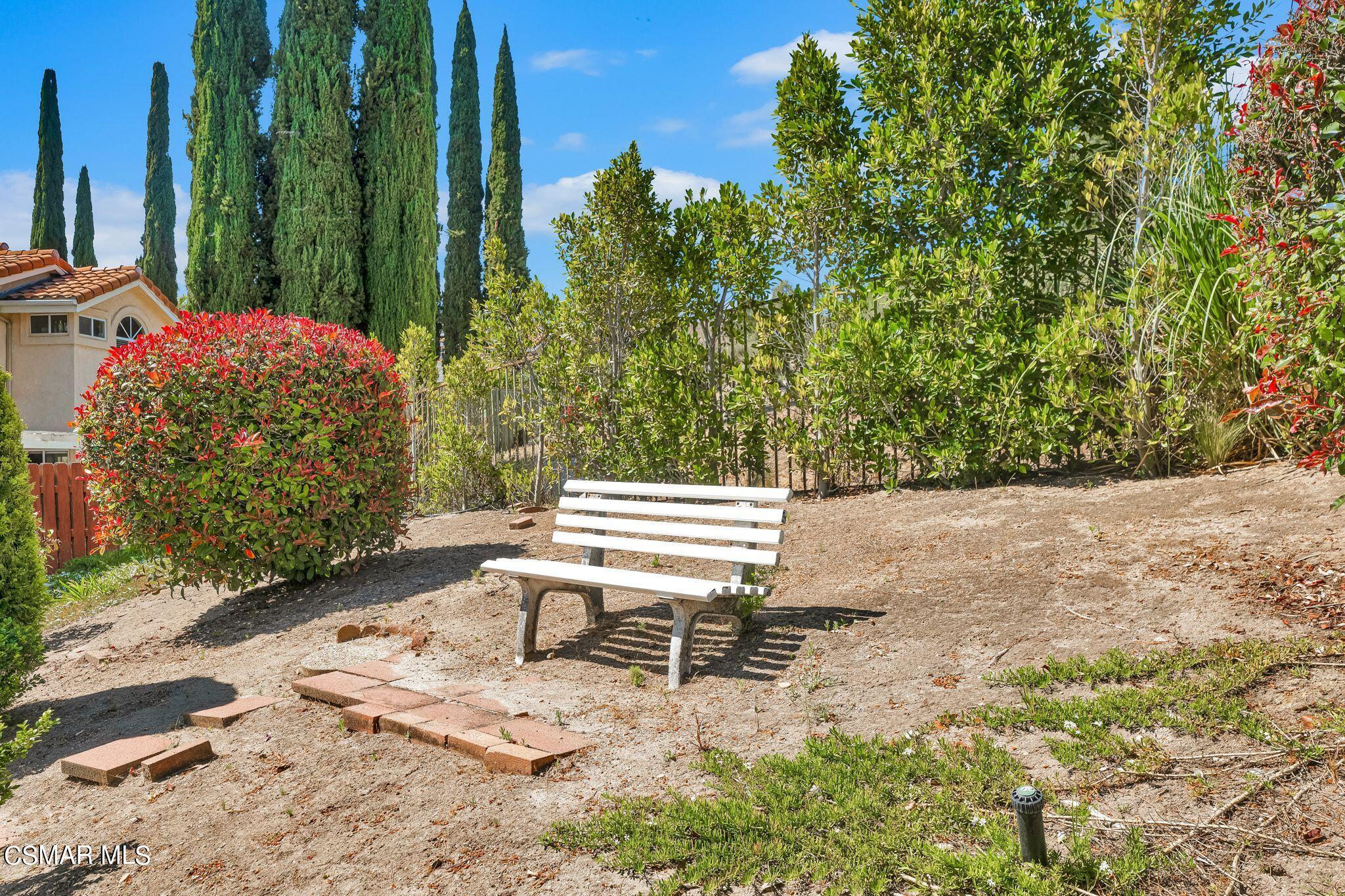 506 Innwood Road Simi Valley, CA 93065 - Photo 48 of 54 a view of outdoor space and yard