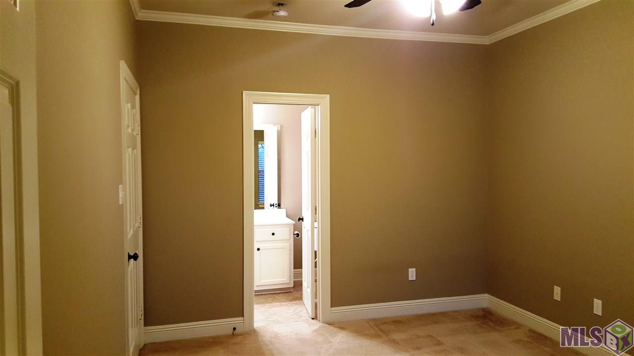 808 Meadow Bend Drive, Unit I Baton Rouge, LA 70820 - Photo 14 of 21