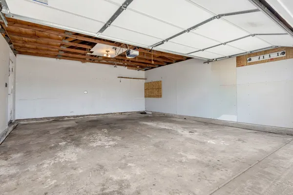 $350,000 | 1295 Foxcroft Drive, Aurora, IL 60506